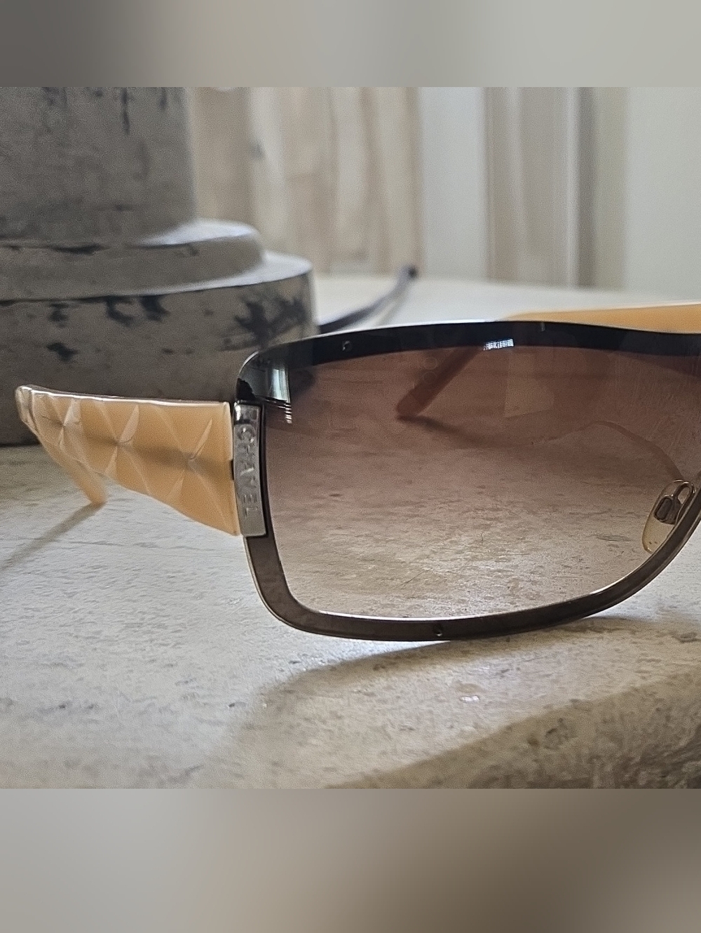 CHANEL Brown Gradient Shield Sunglasses with Beige Quilted Arms